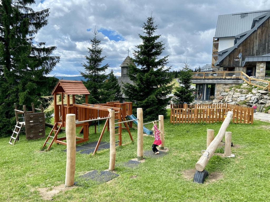 Erlebachova Bouda, Hotel - Resort Svaty Frantisek Szpindlerowy Młyn Zewnętrze zdjęcie